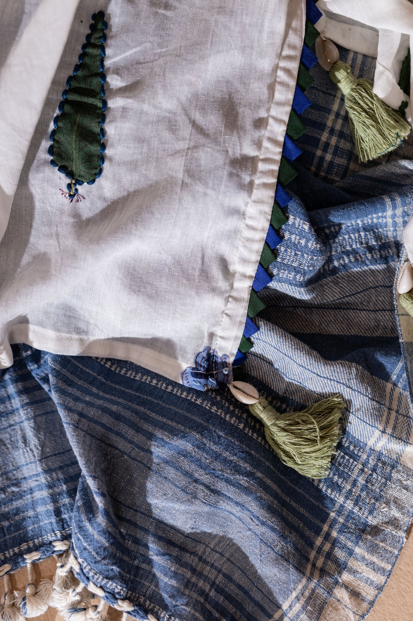 PATTERNS AND POISE 1.2 (DUPATTA)