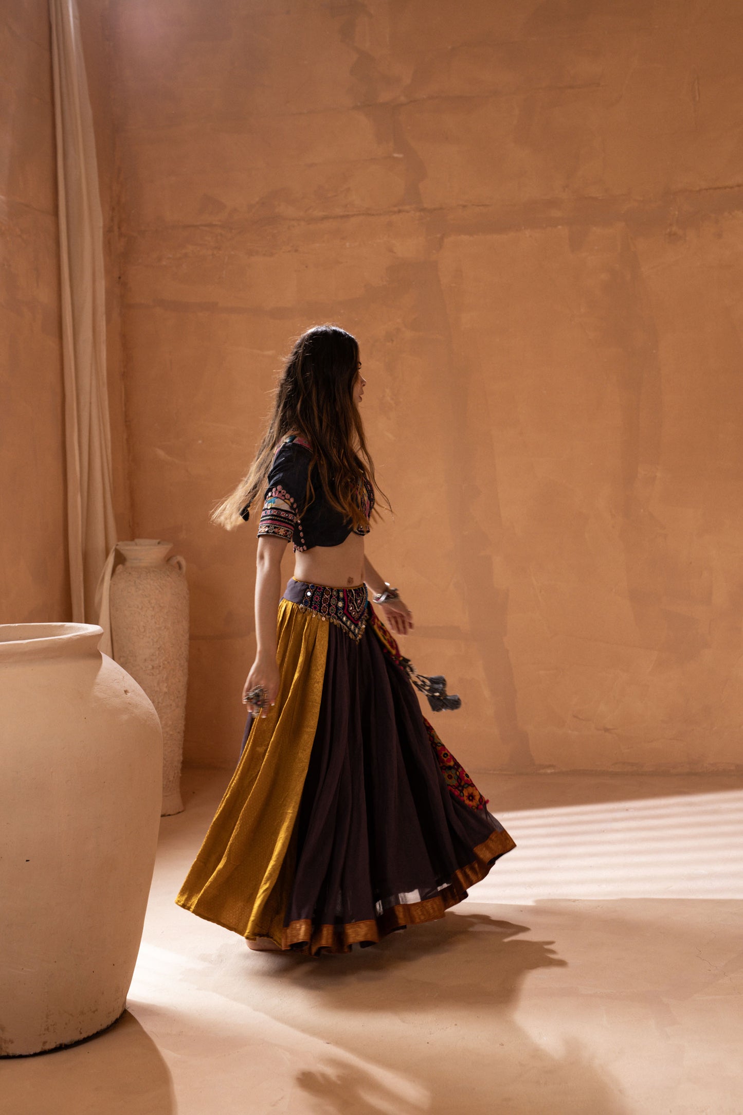 PATTERNS AND PLAINS (LEHENGA)