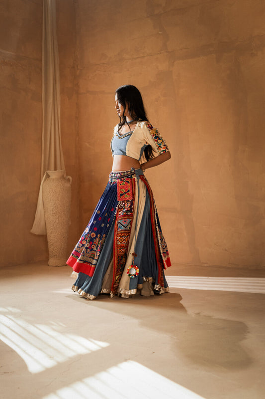 LAVISH LAYERS 1.1 (LEHENGA)