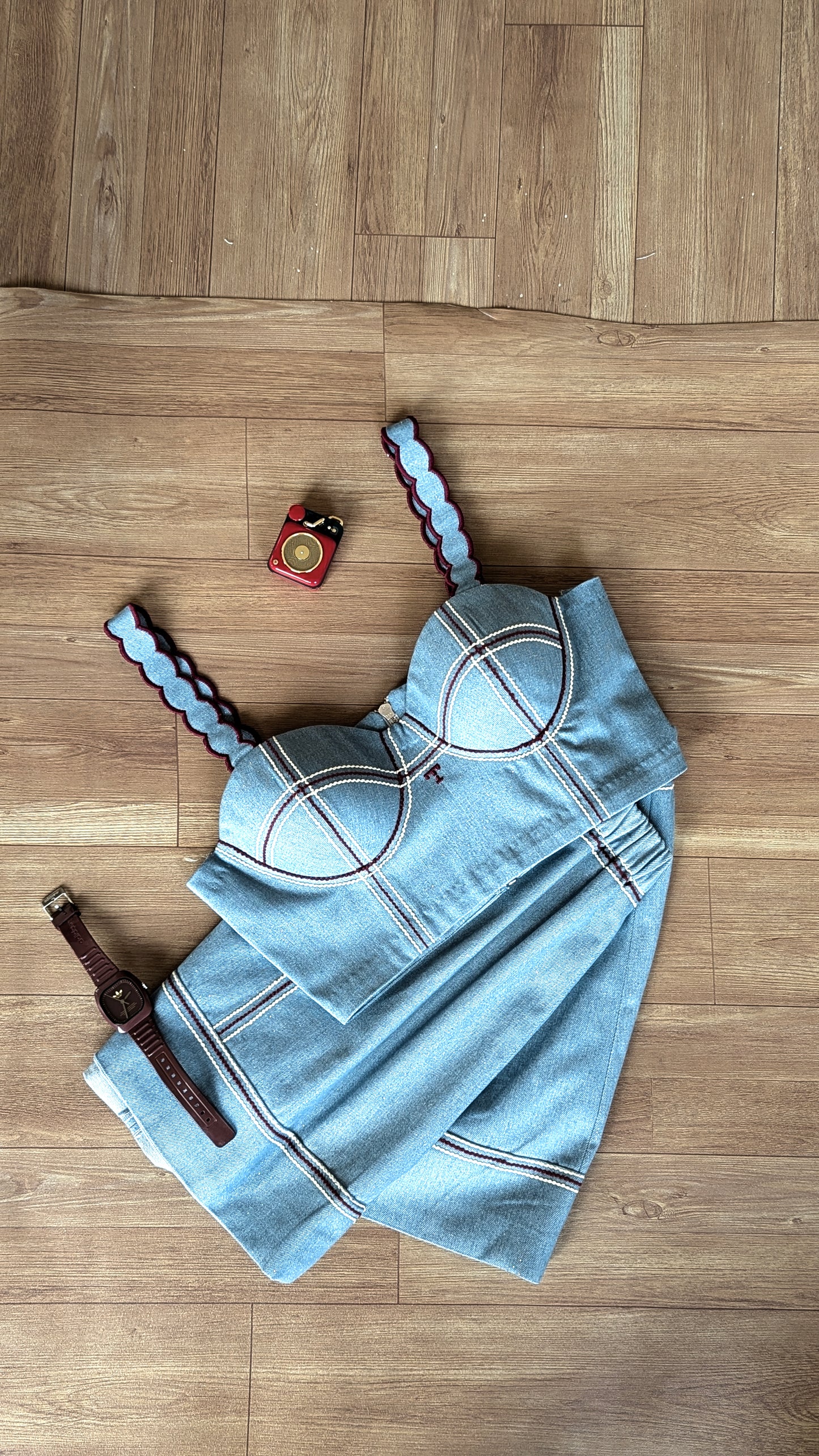 THE CLUBHOUSE DENIM SET